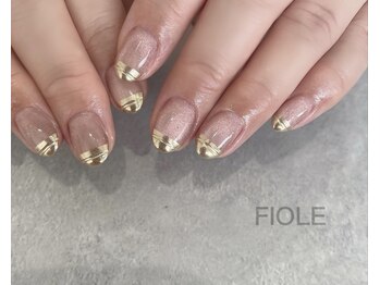 フィオル(FIOLE)/ミラーフレンチネイル