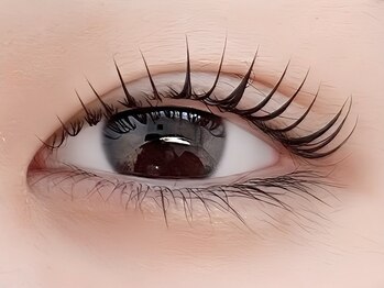 プラスエオノ エオノ(Plus Eono)/パリジェンヌラッシュリフト