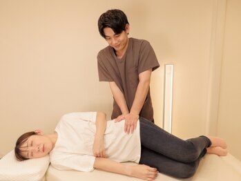 整体アイリス バイ ココイロ(IRIS by COCOIRO)の写真/《産後の不調》産後の辛い腰痛、下半身や骨盤周りのお悩みを改善したい方にオススメ☆