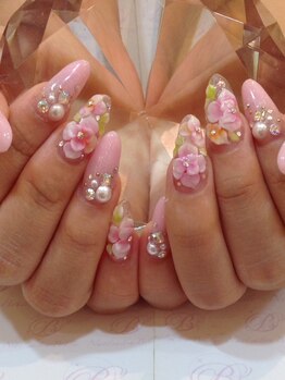 エスフィーネイルサロン ブリーユ(Esfy nailsalon Brille)/お花ネイル