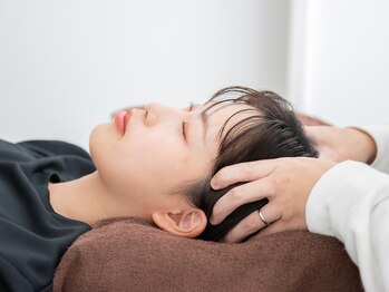 エムベース(M-BASE)/【ぐっすり眠れる♪】ヘッドスパ