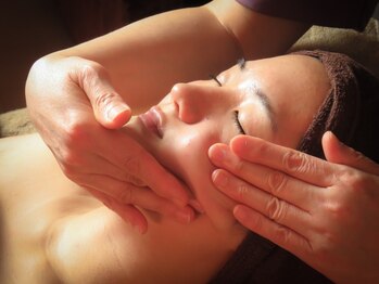 エリール(elire)/エイジングリペア+顔筋