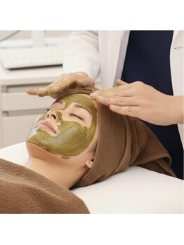 フェイシャルサロン《en》岸和田・ピーリング/毛穴/シミケア/ニキビ/ハーブピーリング