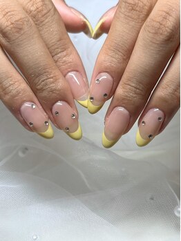 ナナネイル(7.Nail)/パステルイエローフレンチ