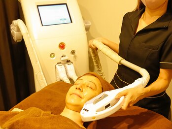 ダンデリオン(DANDELION)/トーンアップ透明感のあるお肌に