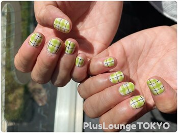 プルースラウンジ トウキョウ(Plus Lounge TOKYO)/チェック柄ネイル★手描きレトロ