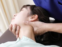 玉川学園鍼灸整骨院/首・肩コリの施術