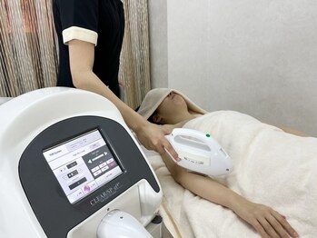 セラス(CERAS)の写真/【痛みの少ない国産の脱毛機を採用◎】全ベットに1台ずつマシンを設置している為、予約も取りやすい♪