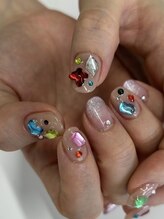 ウズ(UZU)/宝石ネイル