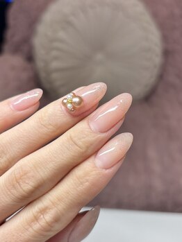 ジュエレス(Jeweless)の写真/肌馴染みカラーと美フォルムで魅せる、シンプルだからこそこだわりのネイル☆