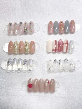 アムルーズ(Amoureuse)/2025 冬のデザインネイル