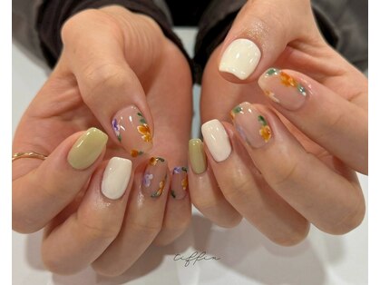 ネイルサロン ティフィン(tiffin)の写真