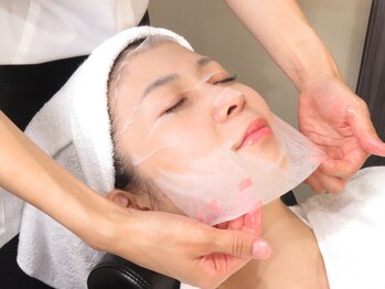 グレイスフルバーバー プラチナム/【施術の流れ】保湿パック