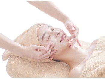 イービーシーシー博多(e.b.c.c.)/8)リフトUP&美白トリートメント 