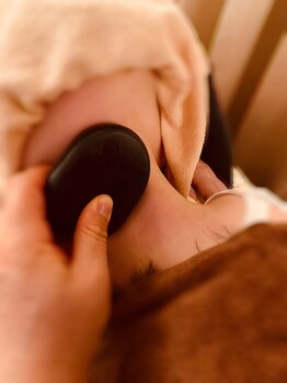 癒し処 ゆらり/ホットストーン