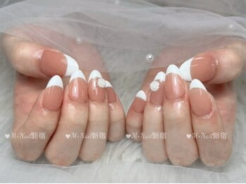 エムプラスネイル 新宿(M+Nail)/王道フレンチ
