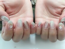 ネイルサロン マジックガール(Nail Salon MagiqueGirl)/【斜めフレンチストーン】