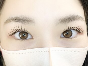 エクラ(eclat)の写真/毎日のメイク時間を短縮！ビューラーでは叶わない目元の美しさを【まつ毛パーマ】で実現［本八幡/市川］