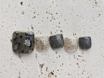 ネイルドッグ(NAIL DOG)/ヒョウ柄フットネイル♪