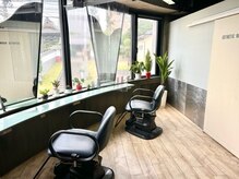 ヘアースタジオ サンマルロク(306)の雰囲気（リクライニングチェアでエステもできます）