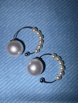 ローズリリーブ/耳からゆるむイヤーカフ