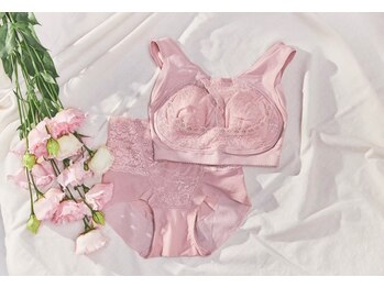 ハニー(Honey)/バストアップサロンHONEY恵比寿