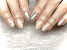 ジュリネイル(JULIE NAIL)