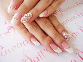 【トレンド】ストーン埋め尽くし