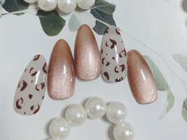 秋ネイルヒョウ柄