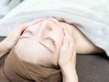ビューティサロン ベルティア(Beltia)の写真/頑固な毛穴の黒ずみザラつきをすっきり大掃除!超音波の乳化作用で洗顔では落ちない汚れを浮かせすくい取る