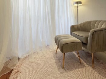 ミュウミュウ ミナミアオヤマ(mewmew minamiaoyama)/【半個室×フットネイル】