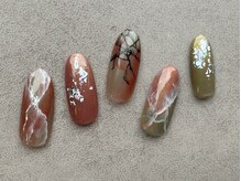 ターラ(Tara)/ハロウィン　天然石風×蜘蛛の巣