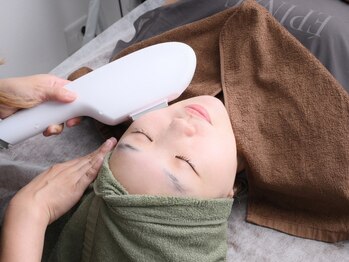 ファミル(FAMIL)の写真/お得な〈20分当て放題コース〉あり◎本気のシミ改善ならココ!お悩みを改善し,若々しい見た目に☆10分¥5500~