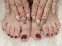 ハンド＆フット同時施術可能♪