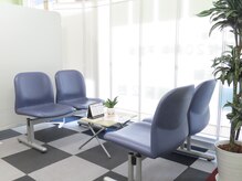 行啓通り整骨院の雰囲気（待合室）