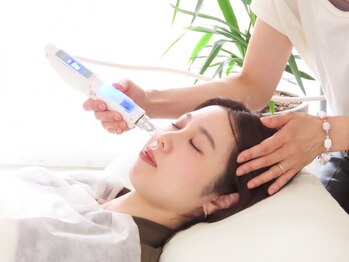 ミータイム(me time!)の写真/【韓国で噂の水光肌に♪】気になる毛穴やシワたるみに根本から働きかける！自信の持てる素肌に導きます☆