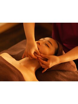 ホウレイ線・たるみ改善！予防ケア