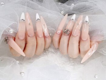 ロカネイル(ROKA NAIL)/パーツつけ放題★深夜営業