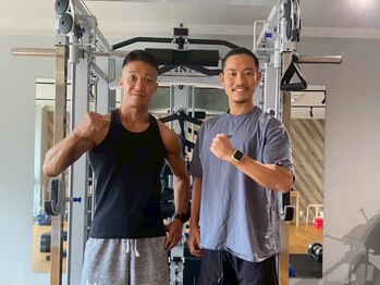 黒木筋肉相談GYM所/大会出場の会員様と記念撮影