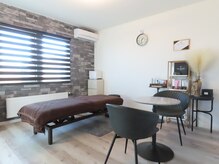 ヴァリエ(Varier)の雰囲気（完全個室！ゆったりと施術を受けられます。）