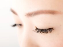 アイラッシュサロン シェリ(cheri)/ふさふさでボリューミーな目元に