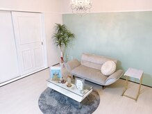 ウィズ(With)の雰囲気（受付のお部屋になります。お子様連れでもゆったりとできます♪）