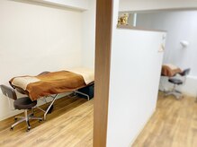 リリーラッシュ 国分寺北口店(LilyLash)/高い間仕切りの半個室の店内♪