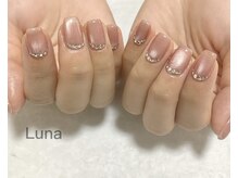 ルナ(Luna)/韓国風ネイル