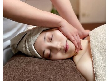 サロンドリー(salon de Re)の写真/肌悩みの花嫁様多数!結果重視&丁寧な施術で史上最高の美肌へ♪肌悩み～挙式悩みまで知識豊富なプロにお任せ