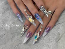 ネイルファリス(NAiL FARiS)の雰囲気（ギャルネイルに欠かせない原色・ビビットカラーも豊富です♪）
