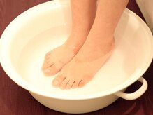 フットブルー 銀座店/施術の流れ【4.フットバス】