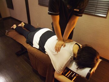 アルバローザ(ALBAROSA)/コリを丁寧にほぐします！