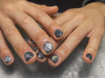オムネイル 渋谷(HOMME NAIL)/マグネットネイル ¥6.600