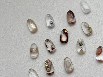 nail atelier Thalia【タリア】ニュアンス/3Dアート/推しネイル/フィルインの写真/短い爪でも映えるおまかせニュアンスが得意♪ショートネイル派も大満足のしっかりデザインを豊富にご用意！